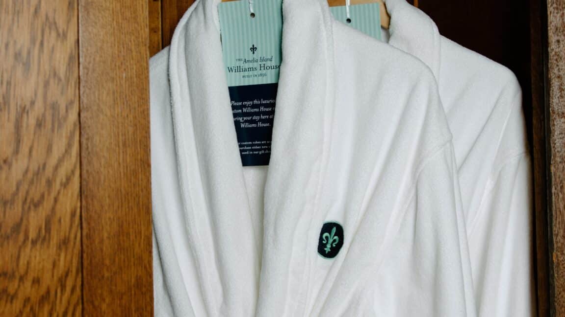 WH White Robes